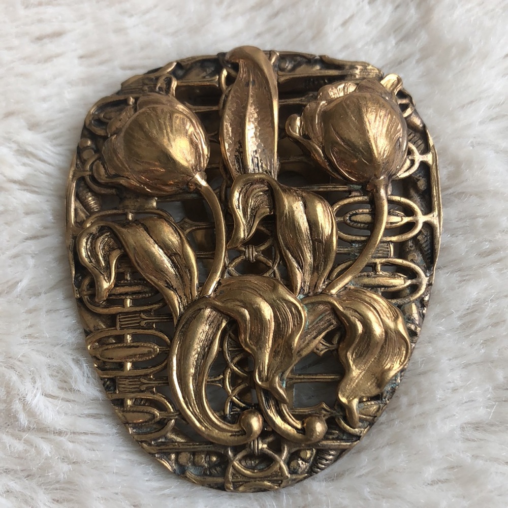 Art Nouveau Deco Brass Repousse Filigree German Style Dress Clip - Picture 15 of 17